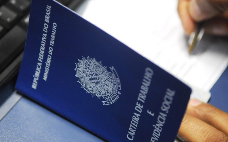 Novembro começa com 384 vagas de emprego disponíveis nas agências do trabalhador