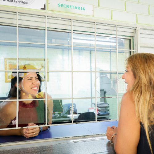 Secretários escolares da rede pública do DF celebram papel na vida educacional