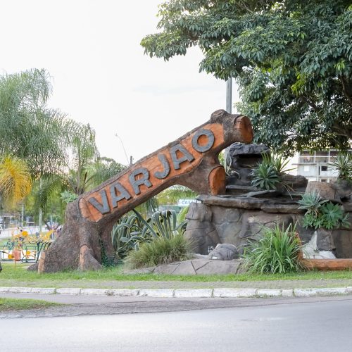 Após décadas de espera, Varjão ganha nova rodoviária e restaurante comunitário com este Governo do Distrito Federal