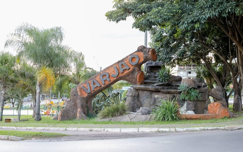 Após décadas de espera, Varjão ganha nova rodoviária e restaurante comunitário com este Governo do Distrito Federal