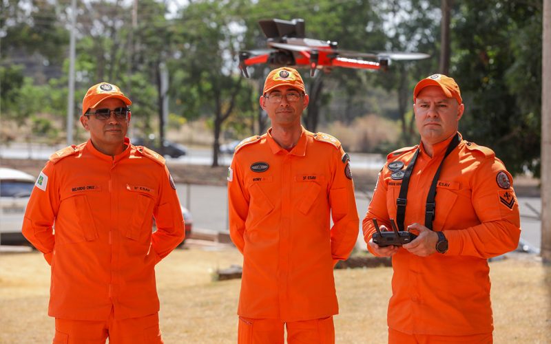 Drones ampliam eficiência do Corpo de Bombeiros do DF em salvamentos e no combate a incêndios florestais