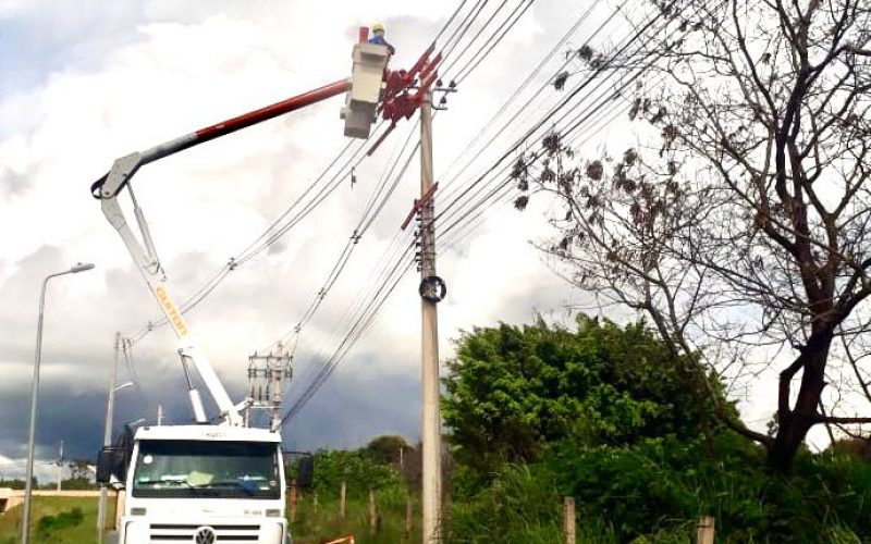 Áreas de quatro cidades têm energia suspensa para modernização da rede nesta quinta (27)