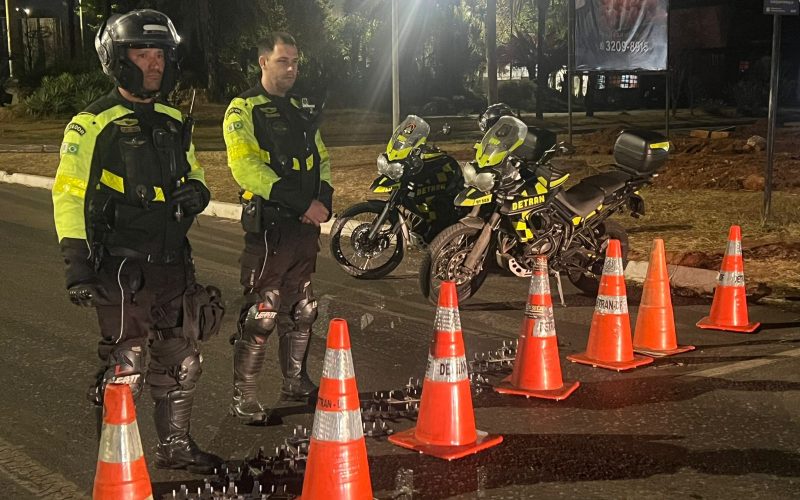 Fiscalização autua 43 motoristas alcoolizados neste fim de semana