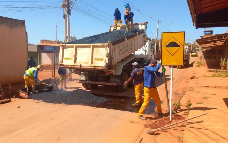 Avenida Comercial do Morro da Cruz, em São Sebastião, ganha quebra-molas e sinalização