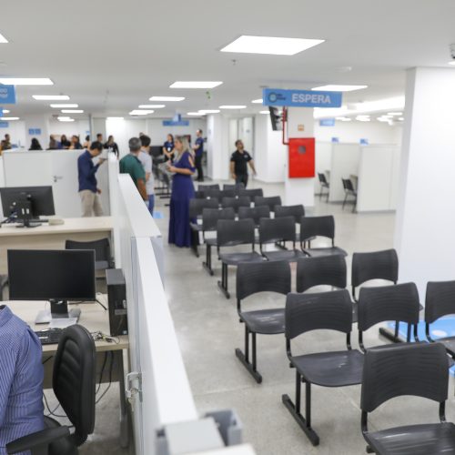 Postos de atendimento reúnem serviços de diferentes órgãos em oito unidades no DF