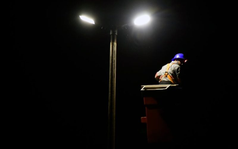 Ceilândia mais iluminada e segura com mutirão de manutenção