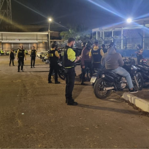 Operação Sossego em Taguatinga flagra irregularidades em motocicletas