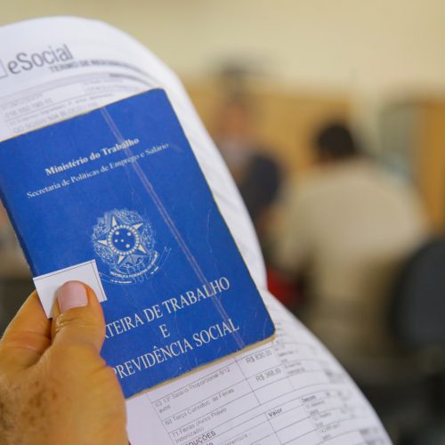 Semana começa com mais de 800 vagas de emprego abertas nas agências do trabalhador