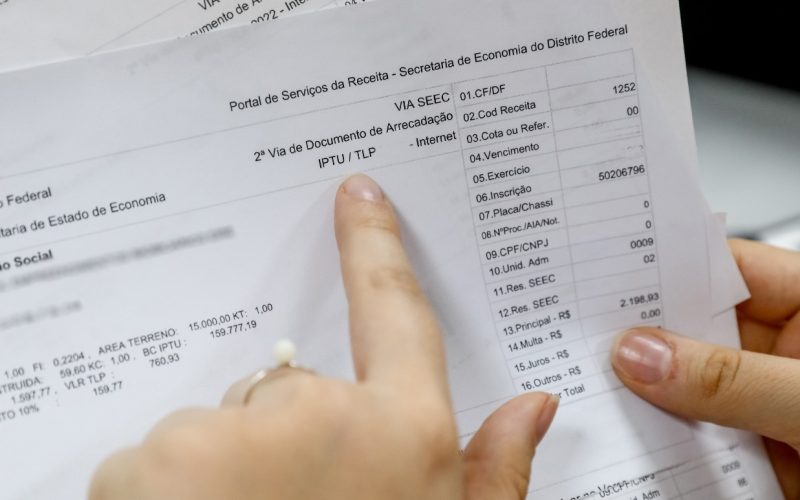 GDF vai negociar dívidas ativas de IPTU, IPVA e TLP
