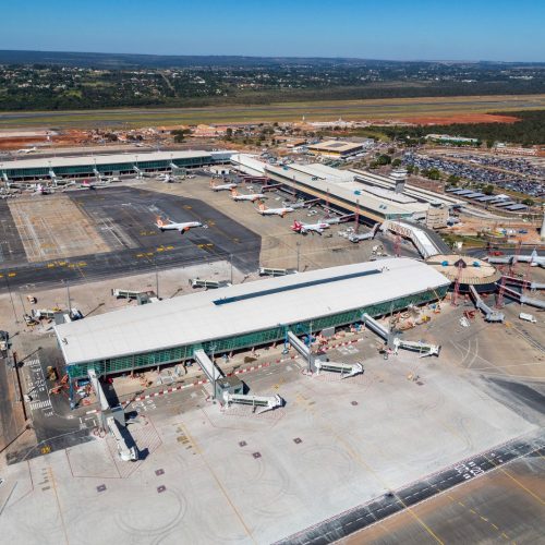 Passageiros com voos marcados para domingo (6) devem chegar mais cedo ao Aeroporto de Brasília