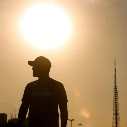 DF registra novo recorde de calor após temperatura chegar a 36,4°C