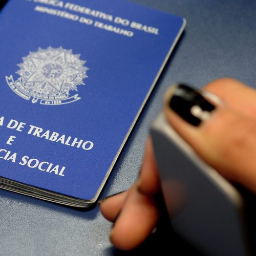 Agências do trabalhador do DF têm 1.698 vagas de emprego abertas nesta quarta-feira (8)