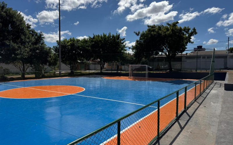 Samambaia ganha quadra poliesportiva reformada e amplia espaços de lazer para a comunidade