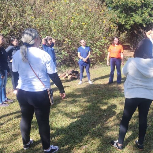 Profissionais da educação infantil concluem curso na Escola da Natureza