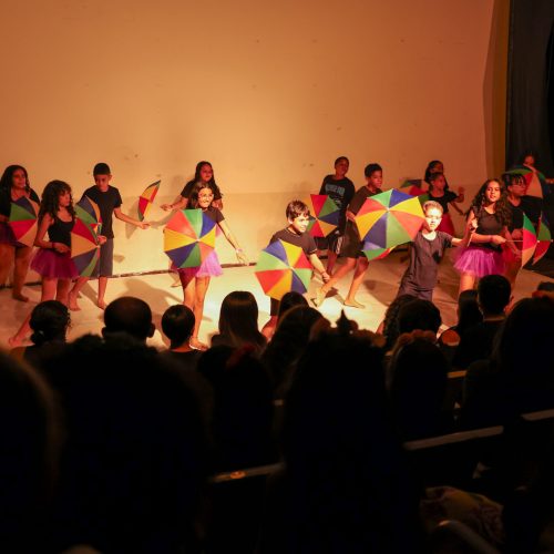 Alunos da rede pública do DF participam da 3ª Mostra de Dança das Escolas Parque