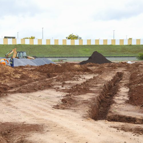 Com investimento de R$ 1,8 milhão em drenagem, GDF recupera gramado do Estádio Augustinho Lima, em Sobradinho