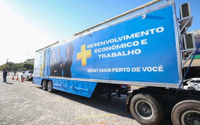 Carreta Sedet Mais Perto de Você Rodoviária presta atendimento na Rodoviária do Plano Piloto