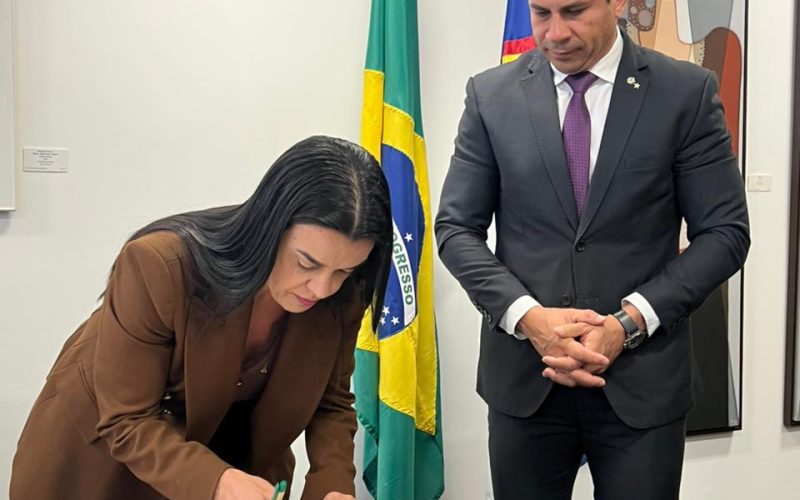 Acordo de Cooperação Técnica reserva vagas de emprego para mulheres vítimas de violência