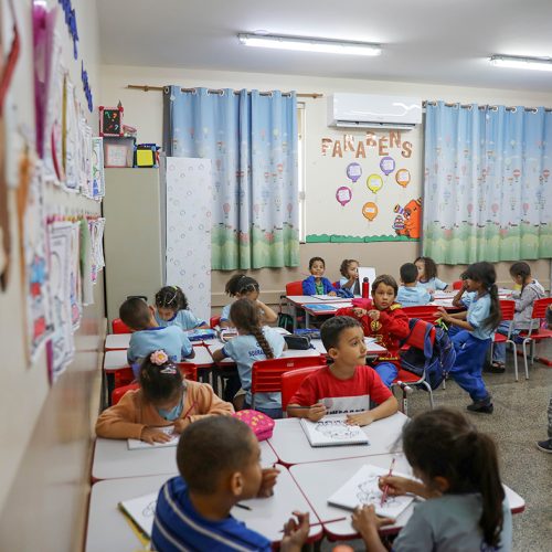 Educação em tempo integral amplia oportunidades de aprendizagem para estudantes da rede pública do DF