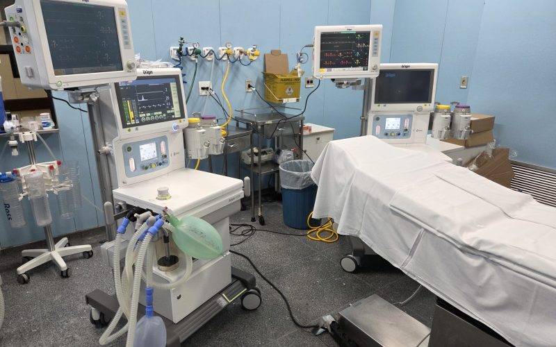 Hospital de Base recebe dois novos aparelhos de anestesia