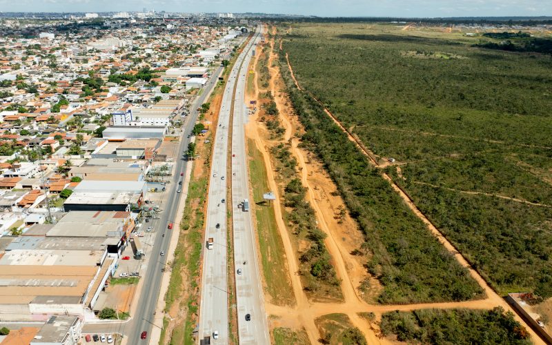 Via Estrutural recebe vistoria de técnicos do GDF e de executores da obra