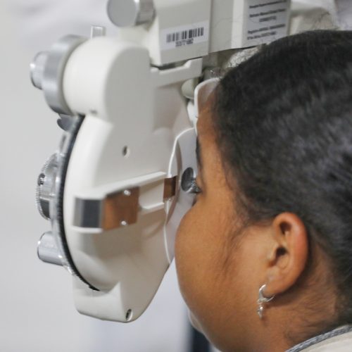 Programa Olhar Cidadão leva consultas e óculos gratuitos para crianças e adolescentes no Guará