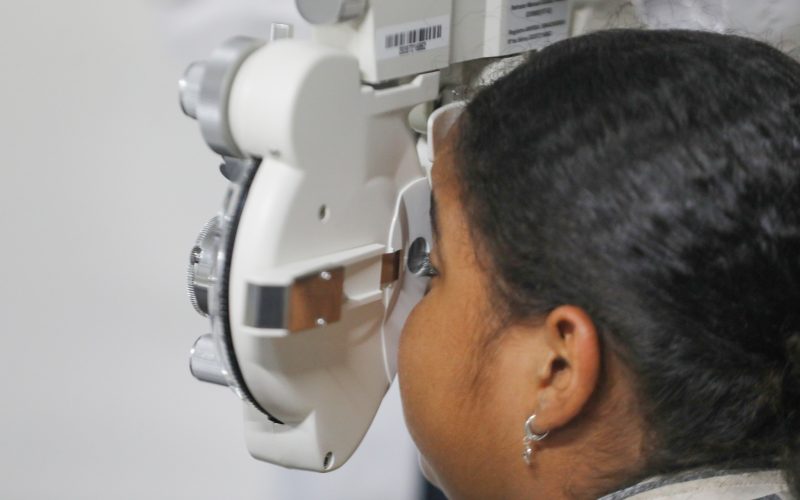 Programa Olhar Cidadão leva consultas e óculos gratuitos para crianças e adolescentes no Guará