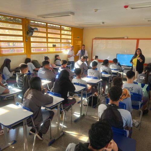 Projeto Escola Acolhedora será executado em quatro regiões do DF para fortalecer inclusão e saúde emocional de estudantes