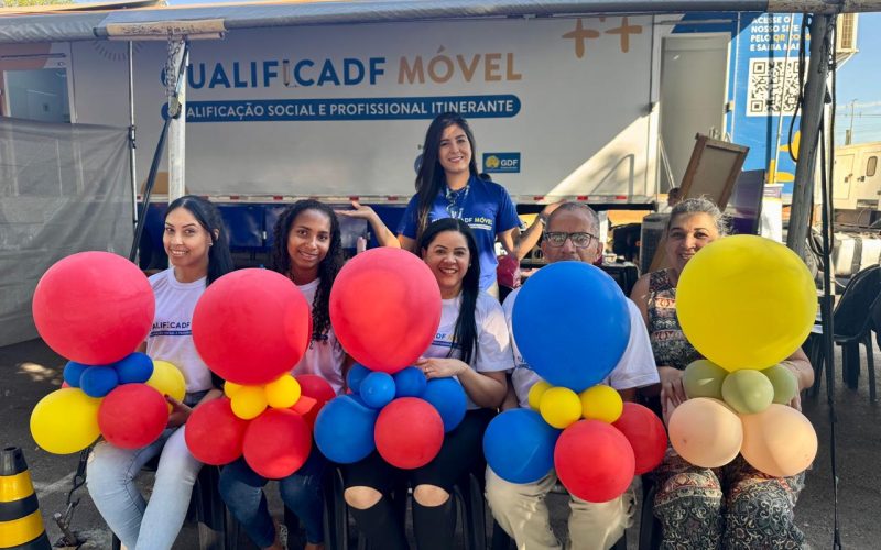 QualificaDF Móvel amplia o acesso à capacitação profissional em quatro regiões do DF