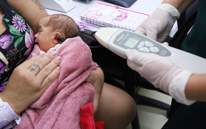 DF tem a melhor taxa de cobertura do teste da orelhinha do país