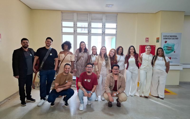 Cantata de Páscoa emociona pacientes no Hospital de Santa Maria