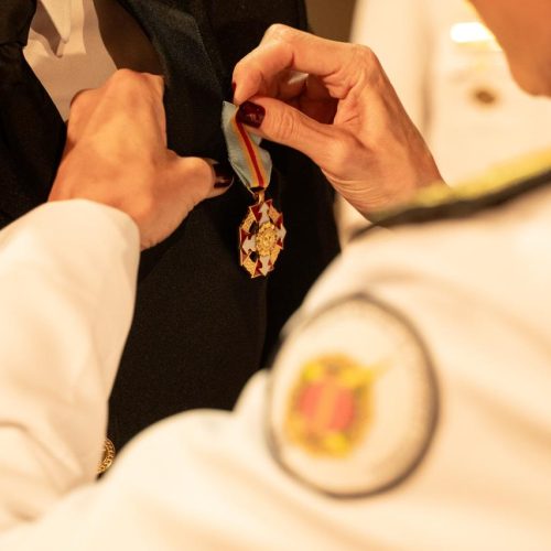 Medalha Cruz de Sangue homenageia policiais militares
