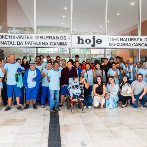 Cinema Inclusivo: estudantes de Brazlândia vivenciam sessão adaptada no Cine Brasília