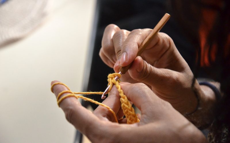 Caps AD do DF utilizam crochê como terapia contra a dependência química